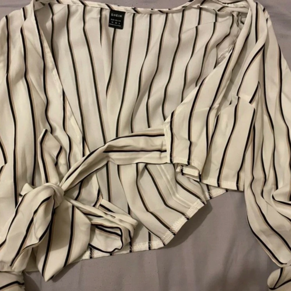 Lantern sleeve tie front striped crop top, boho style white deep v neck